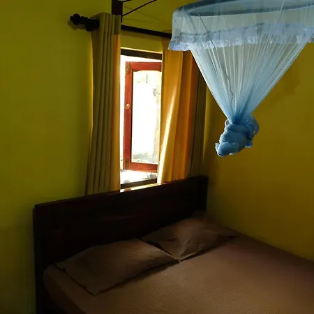 Menaka Homestay Tangalle Exterior photo