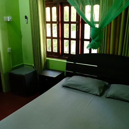 Menaka Homestay Tangalle Exterior photo